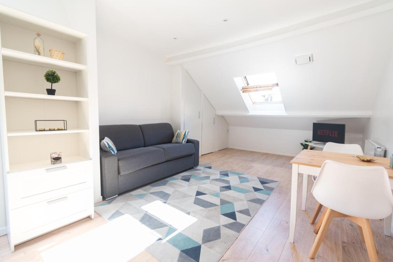 Studio De Charme En Hyper Centre-Ville De Melun Apartment ภายนอก รูปภาพ