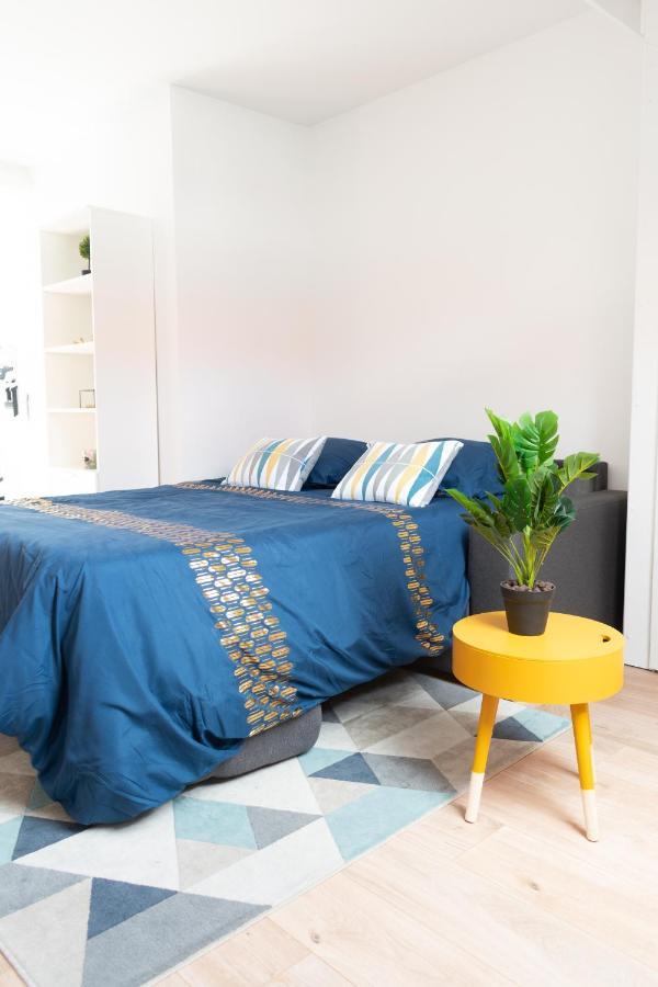 Studio De Charme En Hyper Centre-Ville De Melun Apartment ภายนอก รูปภาพ