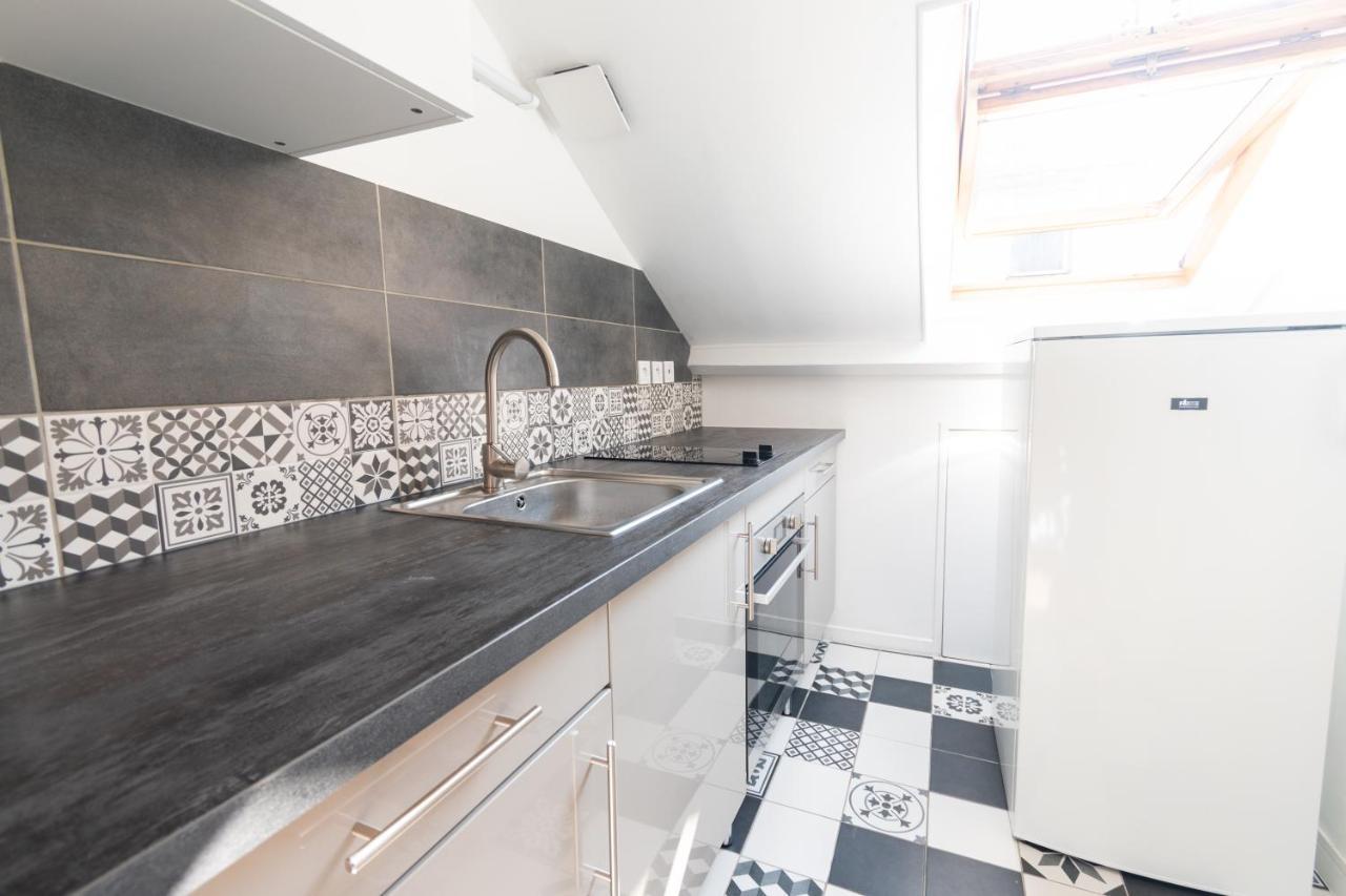 Studio De Charme En Hyper Centre-Ville De Melun Apartment ภายนอก รูปภาพ